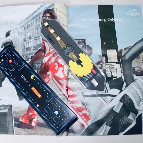 TIMEX T80 x PAC-MAN™ 34mm Stainless Steel Bracelet Watch - Picture 3 of 8